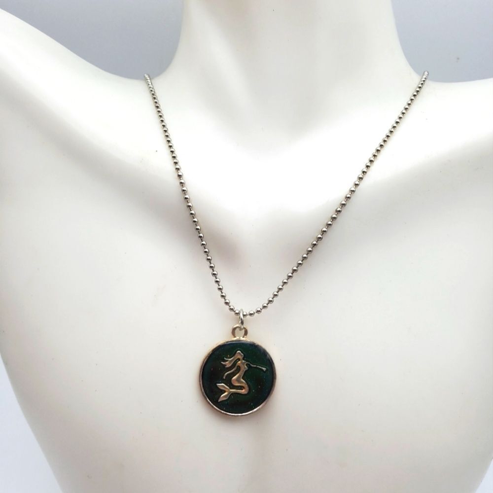 Mermaid‎ mood necklace
